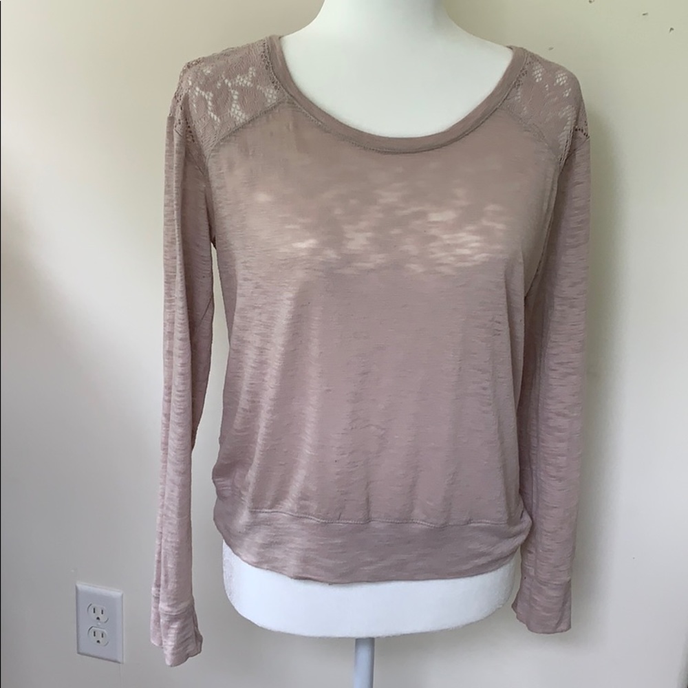 LACE BACK TOP - Picture 3 of 7